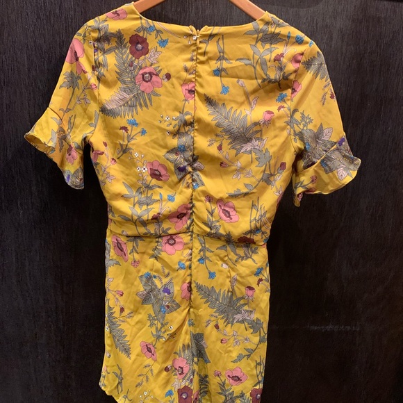 Yellow floral romper - Picture 3 of 4